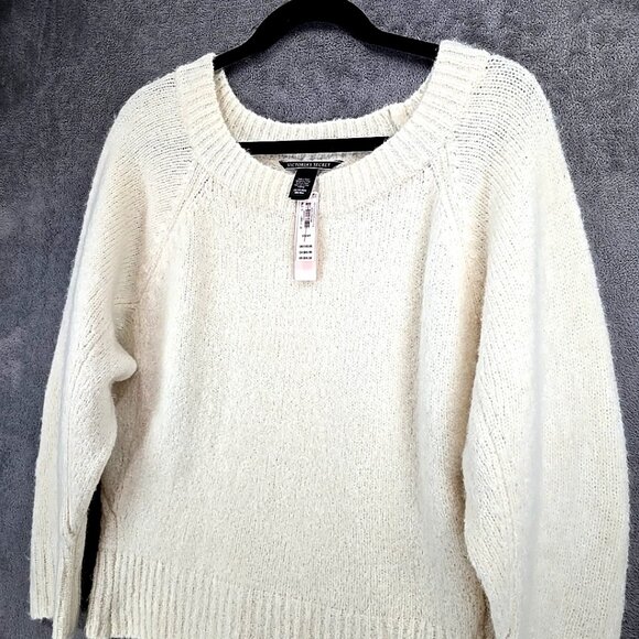 Victoria's Secret Fuzzy Cropped Cream Color Sweater Women's Size X Small 165/84A - Picture 6 of 12